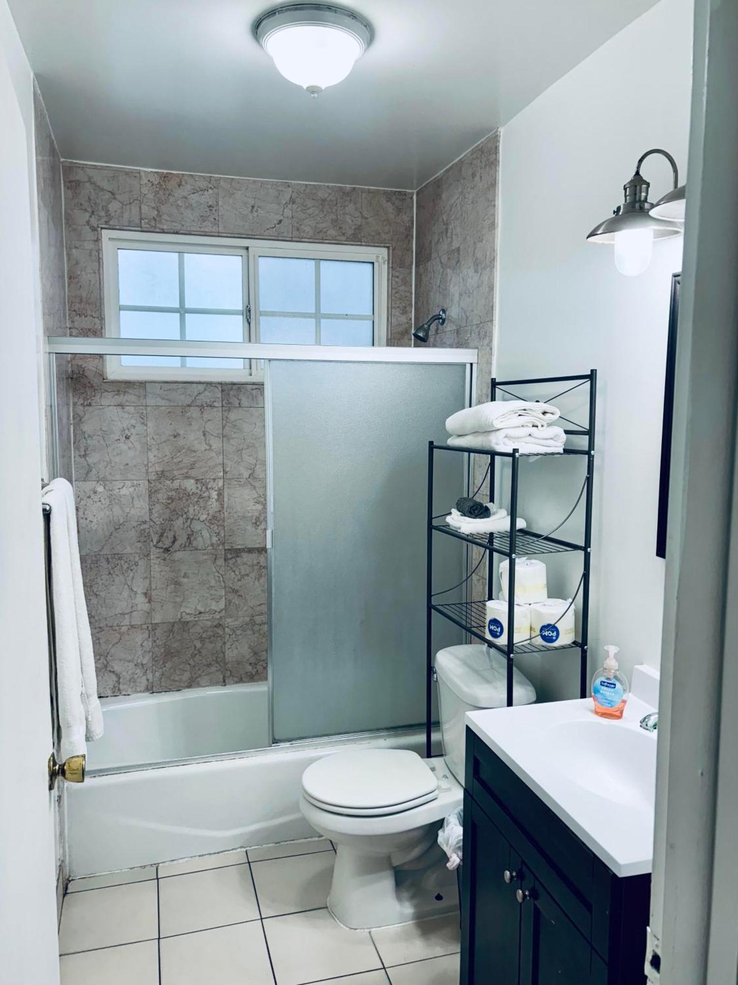 Modern, 1 Bed Condo, Downtown Century City Los Angeles Dış mekan fotoğraf